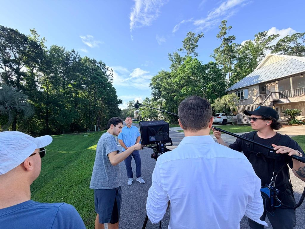 Shooting Vertical Video: How to Frame for 9:16 the Right Way