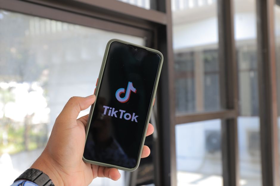 short-form video hook
