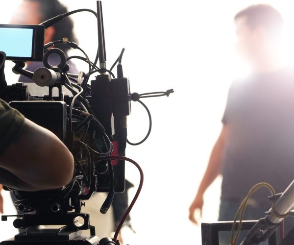 Professional Baton Rouge Video Production Company capturing cinematic slow-motion crawfish boils and chef interviews.