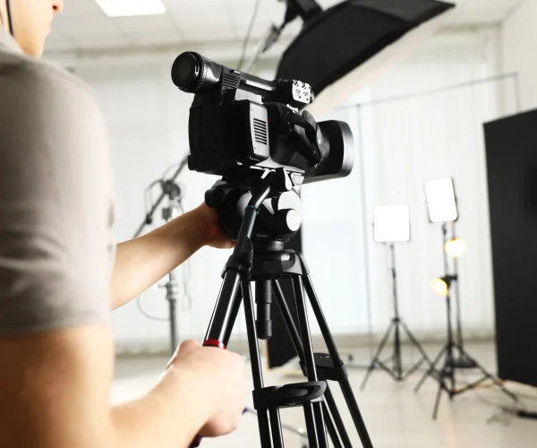 video production company Tone Production filming cinematic brand video for business-4